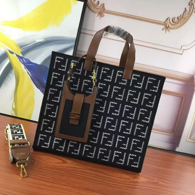 Fendi Handbags FF Monogram Tote Bag with Detachable Shoulder Strap product detail image 1