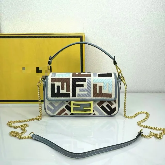 Fendi Crossbody Bags Baguette embroidered FF-logo flap bag product detail image 4