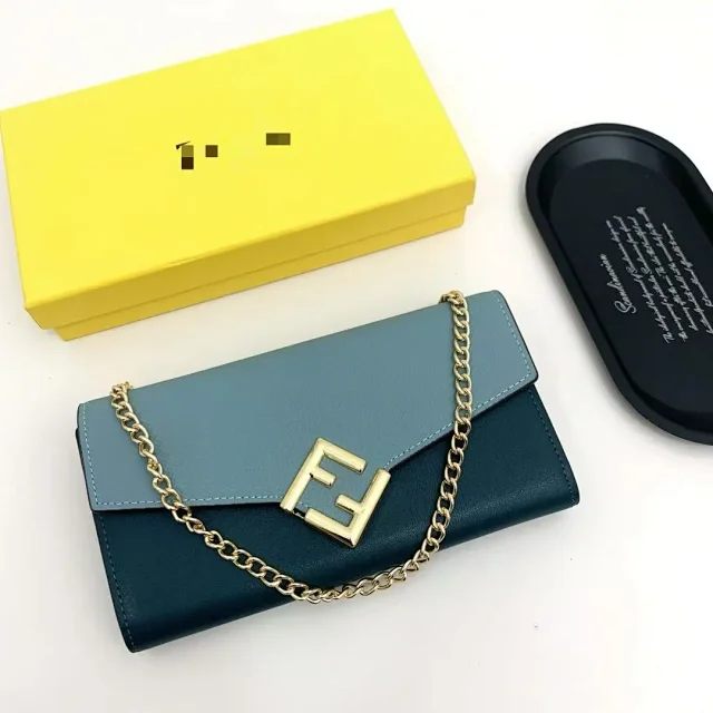 Fendi Crossbody Bags FF embossed chain wallet product detail image 2
