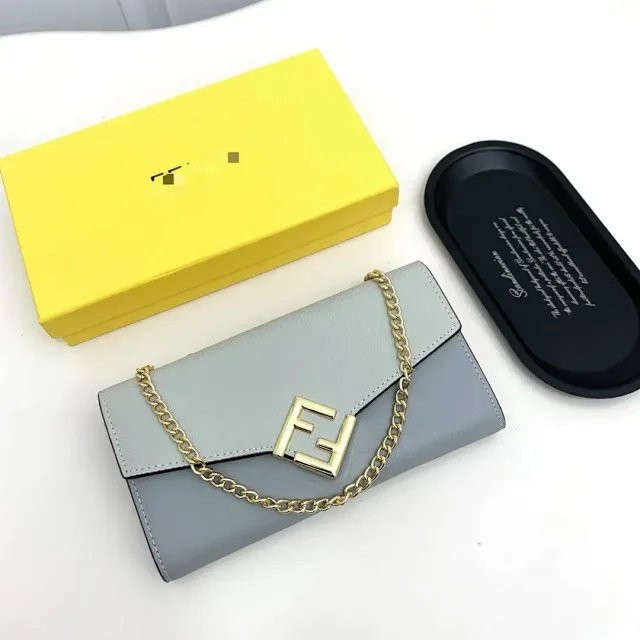 Fendi Crossbody Bags FF embossed chain wallet product detail image 7