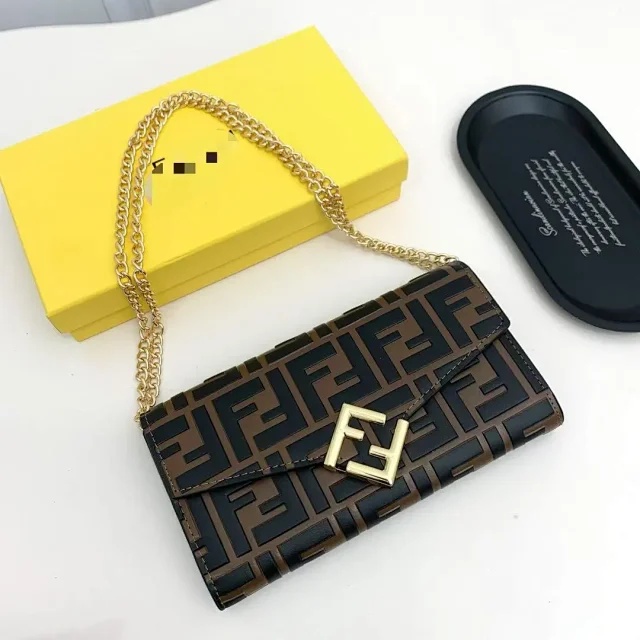 Fendi Crossbody Bags FF embossed chain wallet product detail image 1