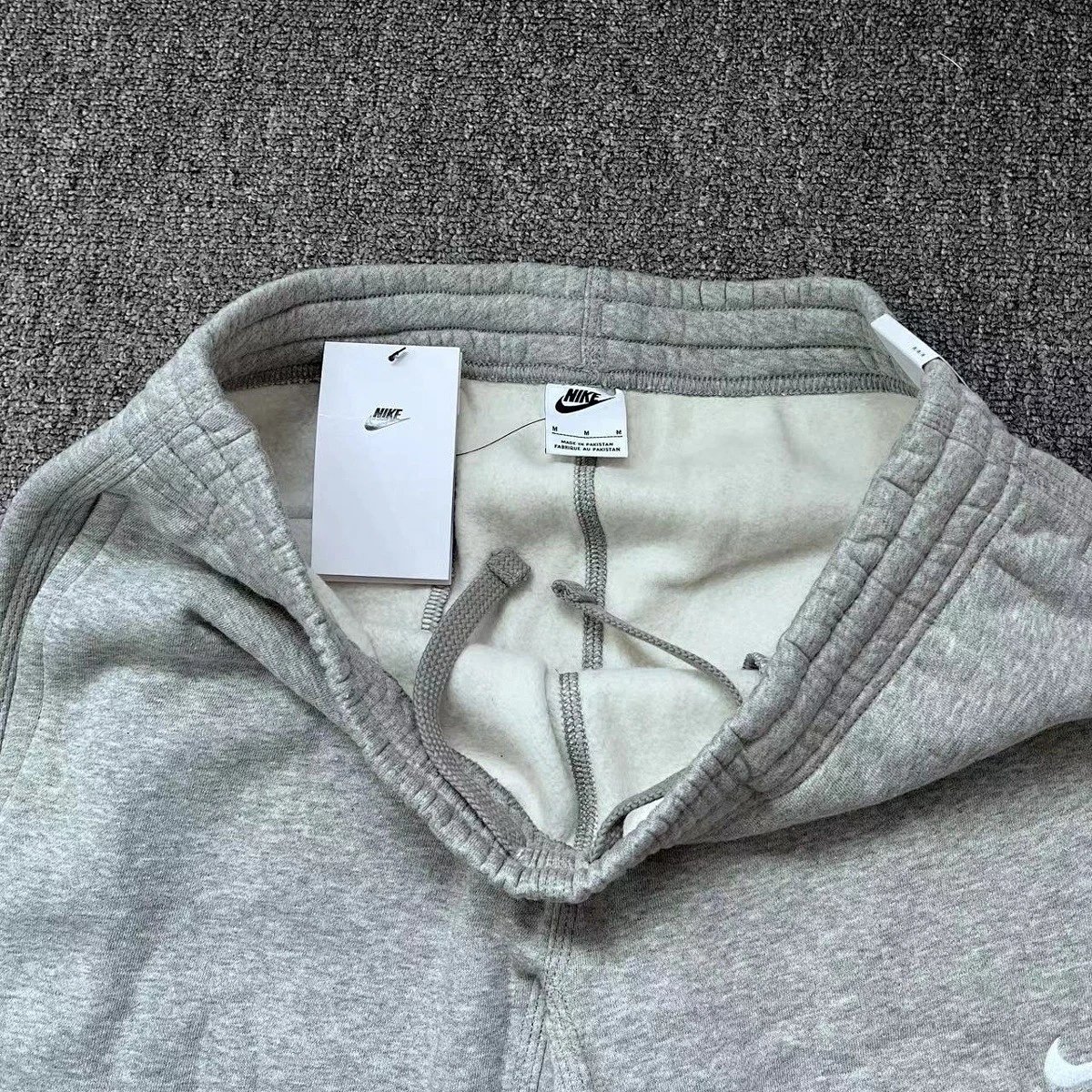 Nike Standard Fit Straight Leg Gray Sweatpants product detail 18 in Litbuy spreadsheet finds