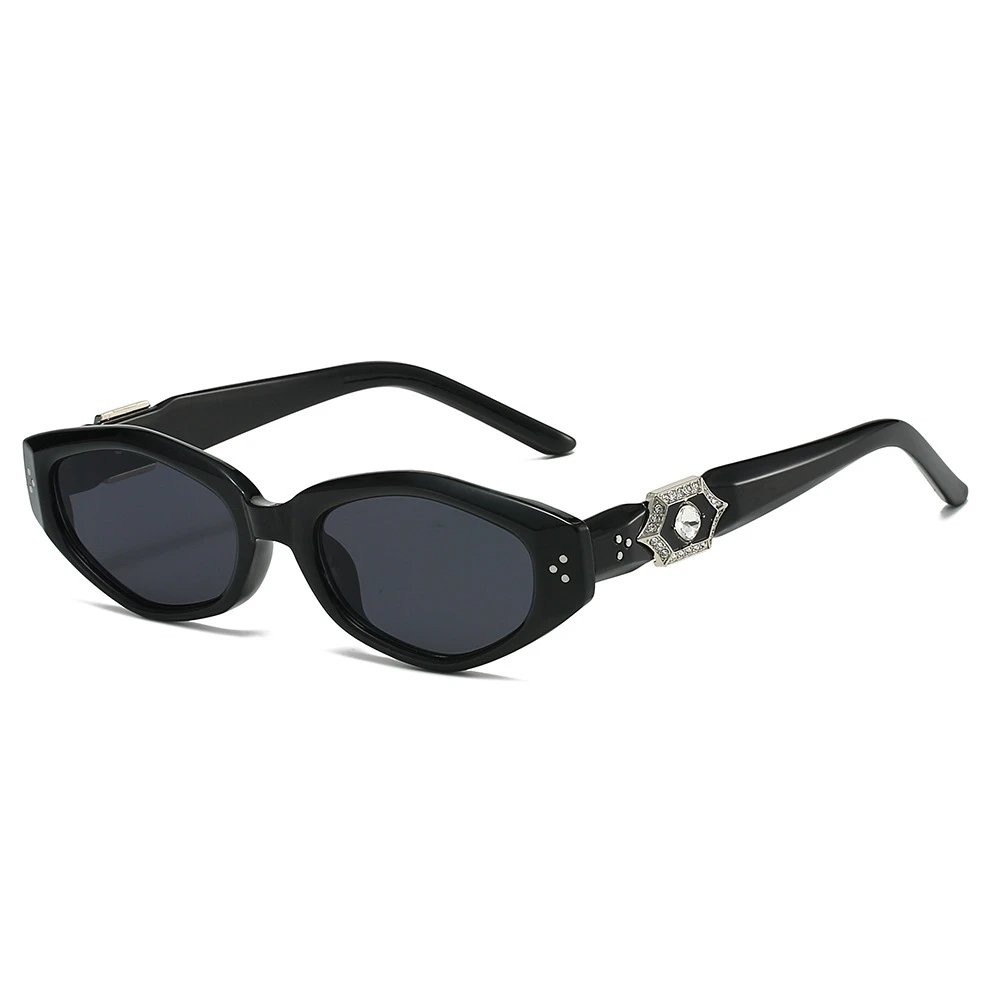 Black Acetate Sunglasses With Crystal embellishment Vintage Style
