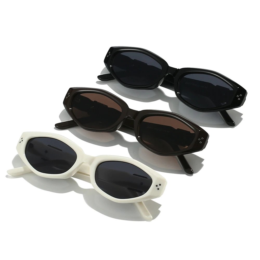 Black Acetate Sunglasses With Crystal embellishment Vintage Style