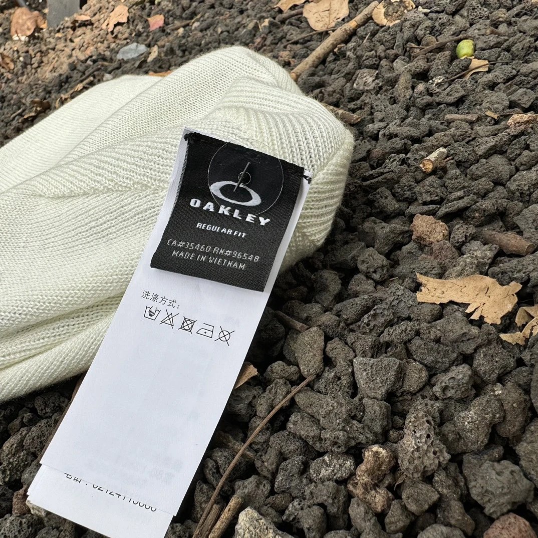 Oakley Logo Beanie Brown Knit Hat product detail 20 in Litbuy spreadsheet finds