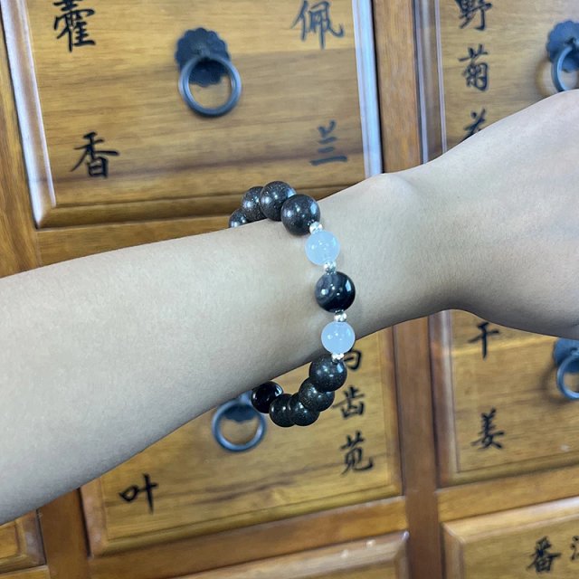 Other AccessoriesOther Obsidian White Jade Bead Bracelet for Balance - Buy on Kakobuysheetfind