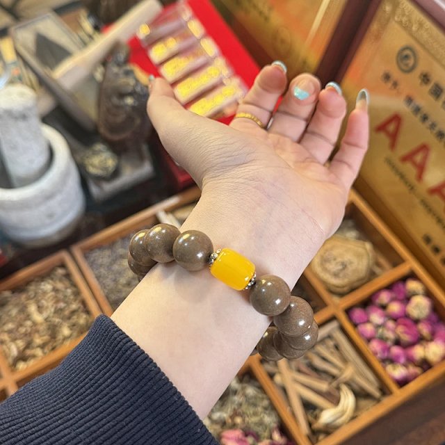 Other AccessoriesOther Zen Series Brown Grey Energy Bead Bracelet - Buy on Kakobuysheetfind