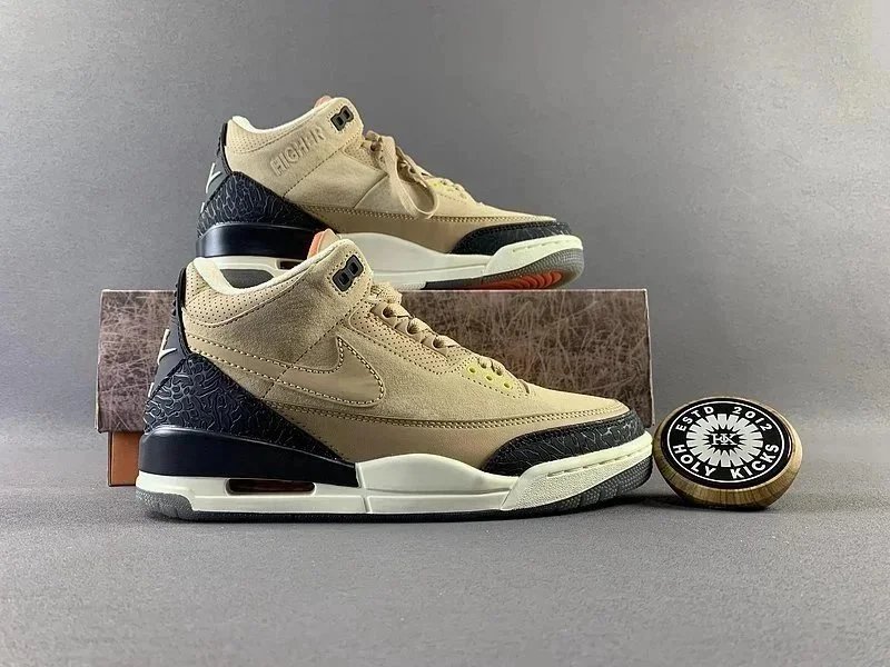 Nike Sneakers Air Jordan 3 — 25