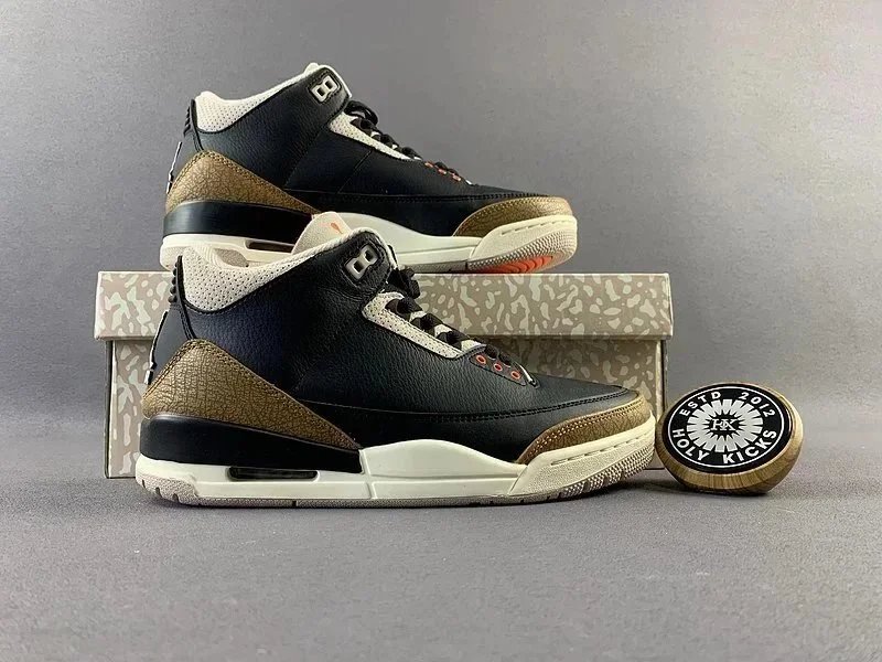 Nike Sneakers Air Jordan 3 image 3