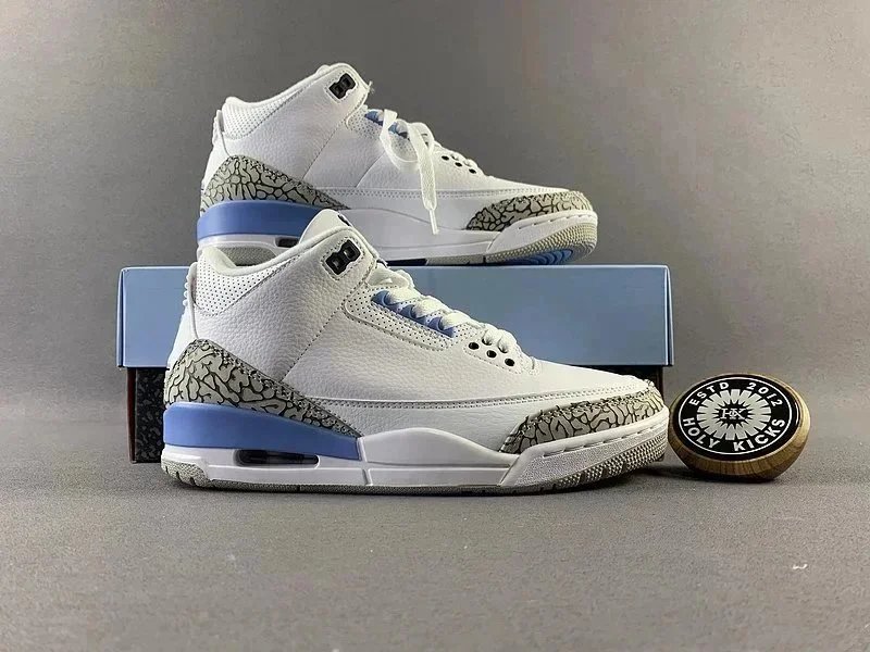 Nike Sneakers Air Jordan 3 — 13
