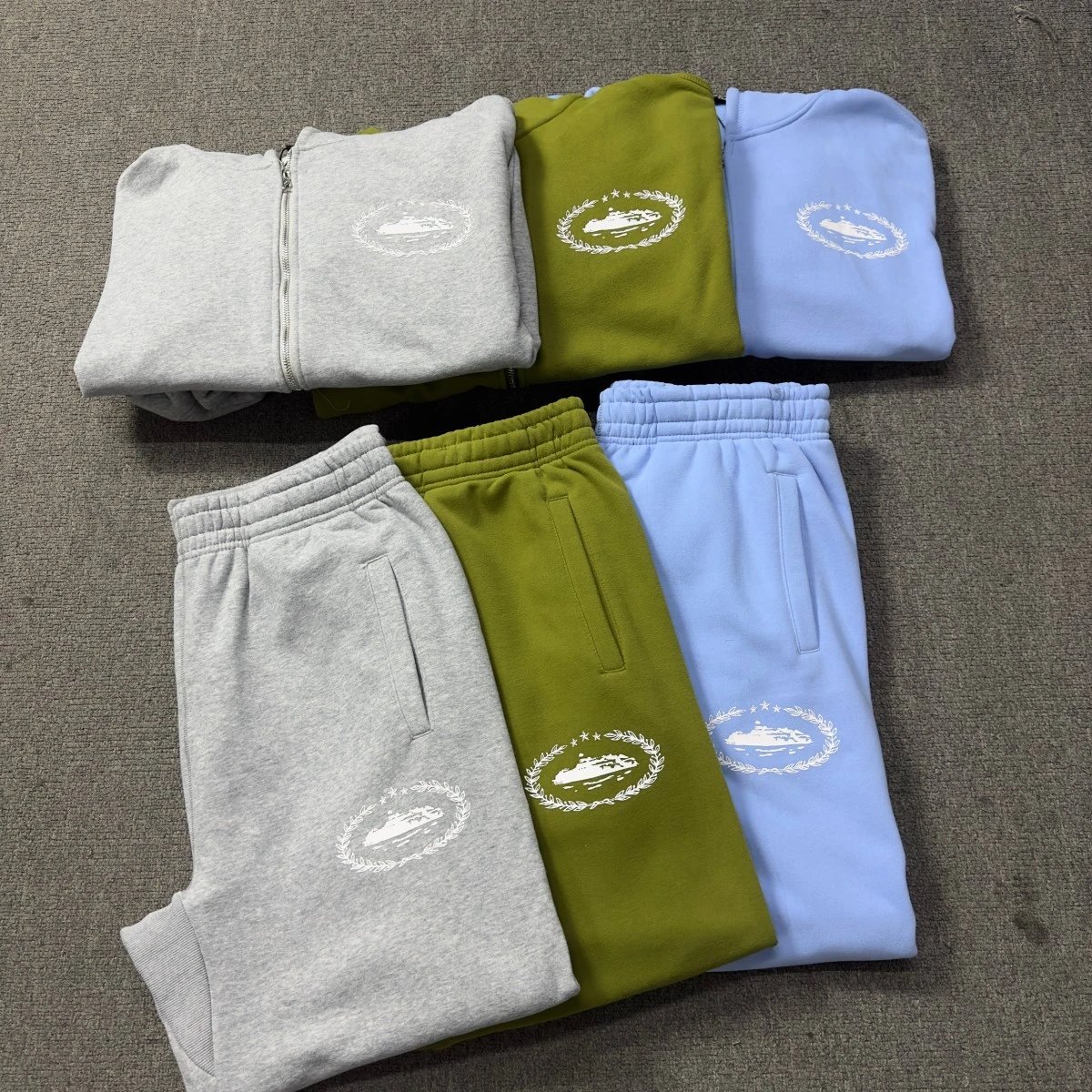 Corteiz Logo Sweatpants Black - 9
