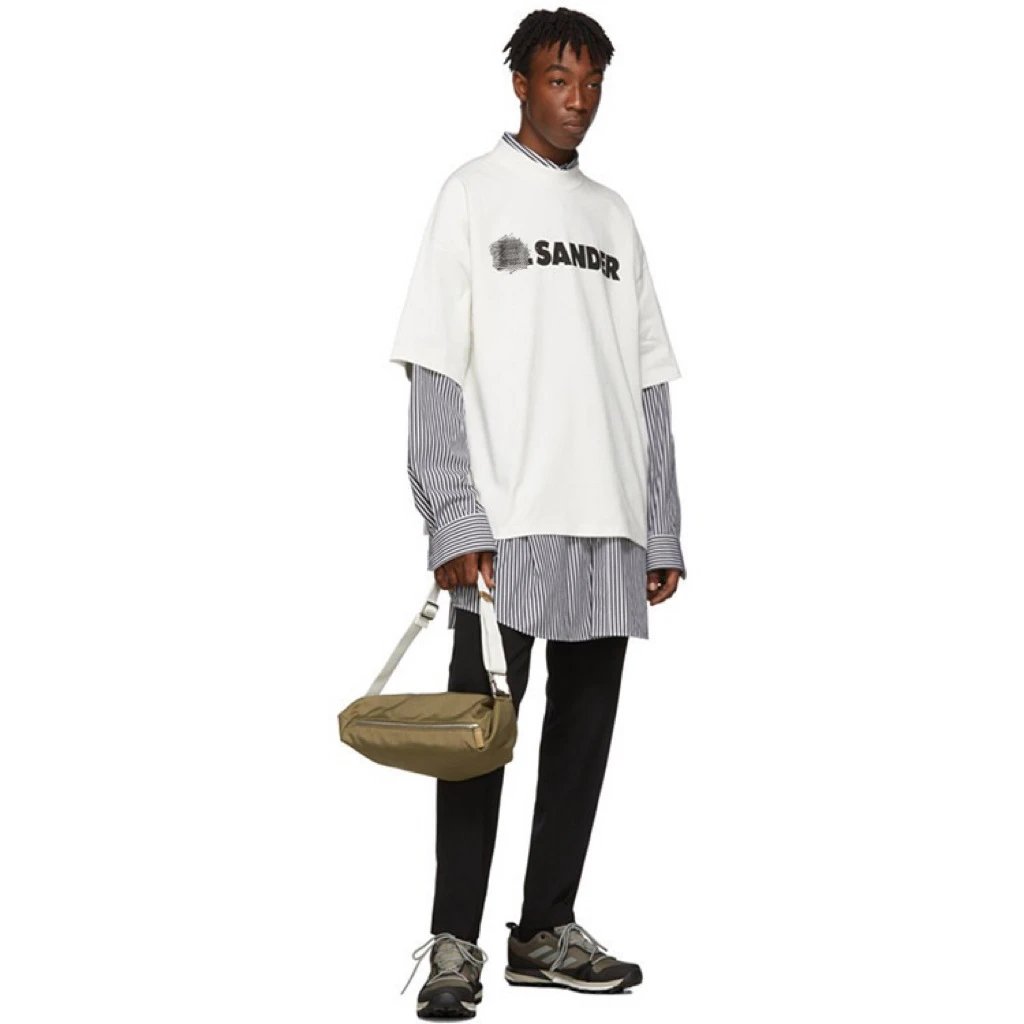 Minimalist Letter Print T-Shirt