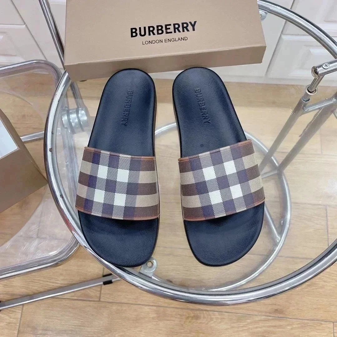 Burberry Sandals Check-Pattern Slide — 27