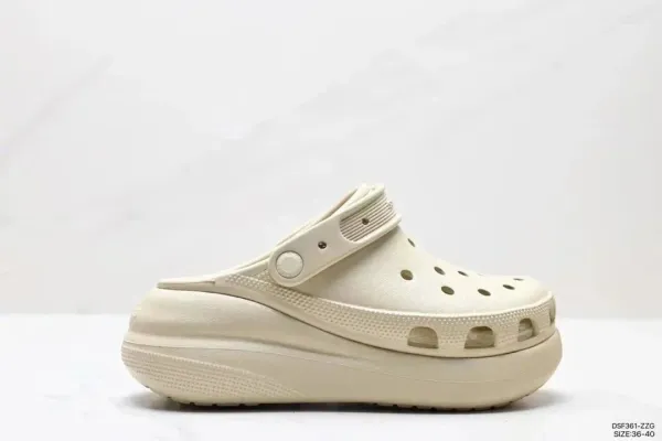 Crocs Classic Platform Clog Beige Sandals - 8