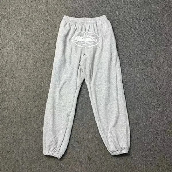 Design Graphic Logo Black Sweatpants - 10