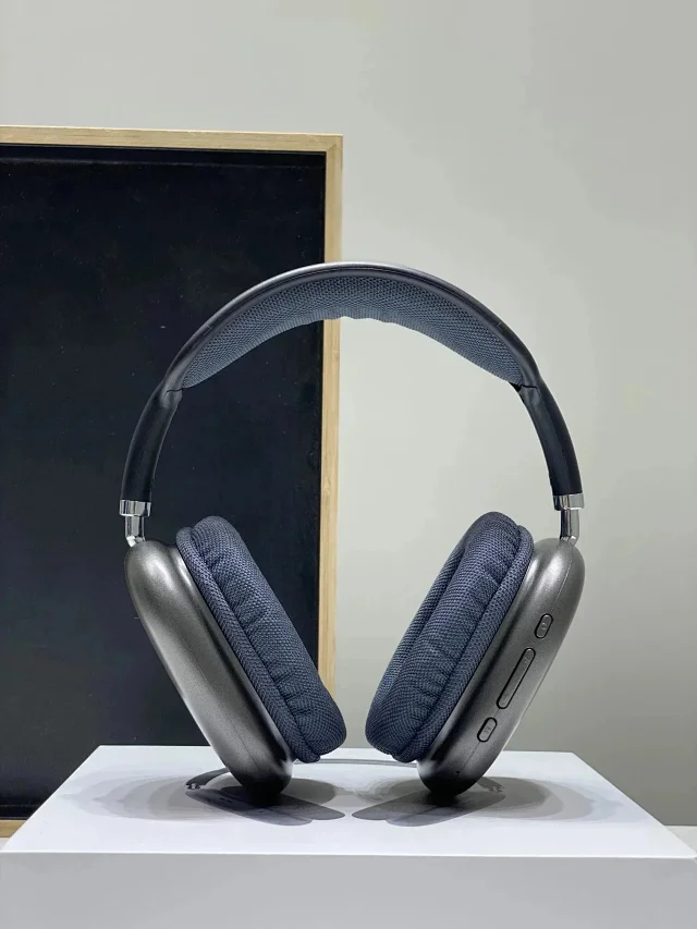 Bose Headphones 700 Wireless Over-Ear product detail image 5