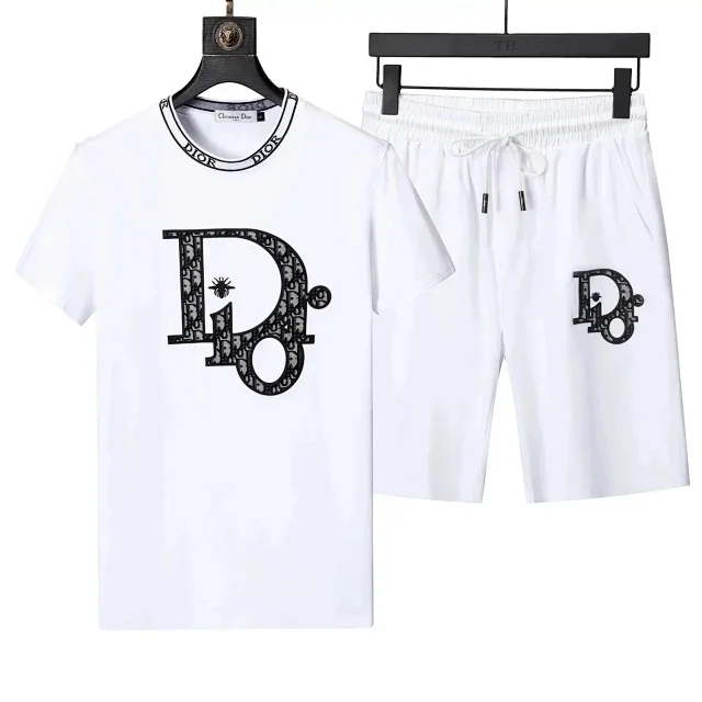 Dior Matching Sets Short-Sleeve T-Shirt and Shorts Set product detail image 9