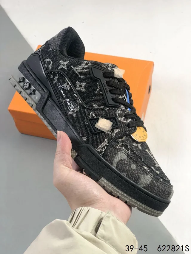 Louis Vuitton Sneakers Trainer Sneaker Low product detail image 31