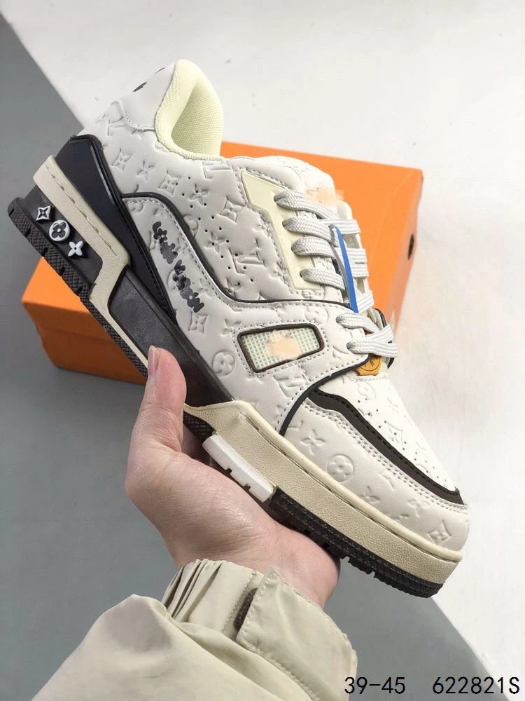 Louis Vuitton Trainer Low Monogram Beige Sneakers - 46