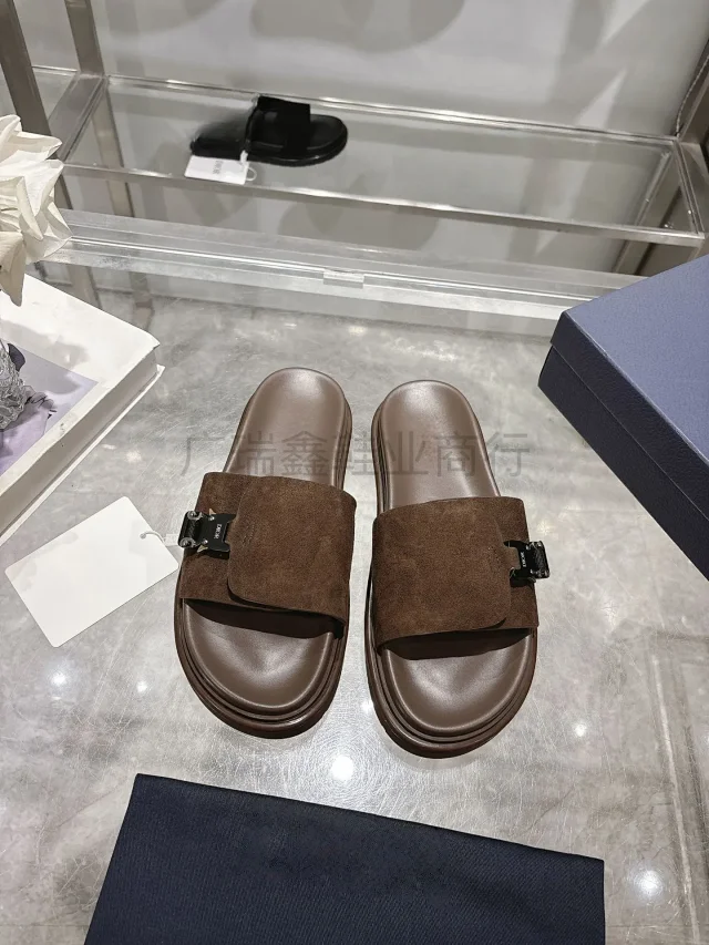 Dior Sandals Two-strap buckle slides product detail image 17