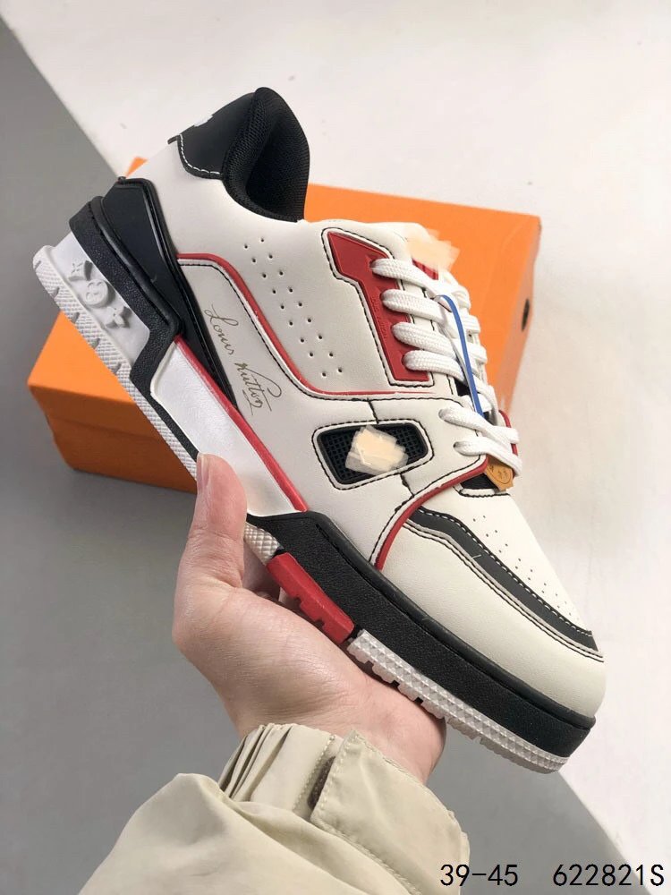 Louis Vuitton Trainer Low Monogram Beige Sneakers - 42