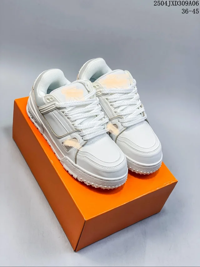 Louis Vuitton Sneakers Trainer Sneaker Low product detail image 2