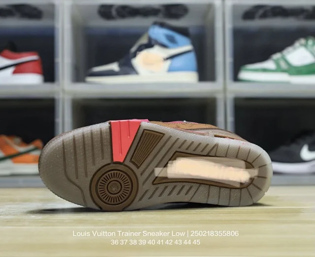 Louis Vuitton Sneakers Trainer Sneaker Low product detail image 7