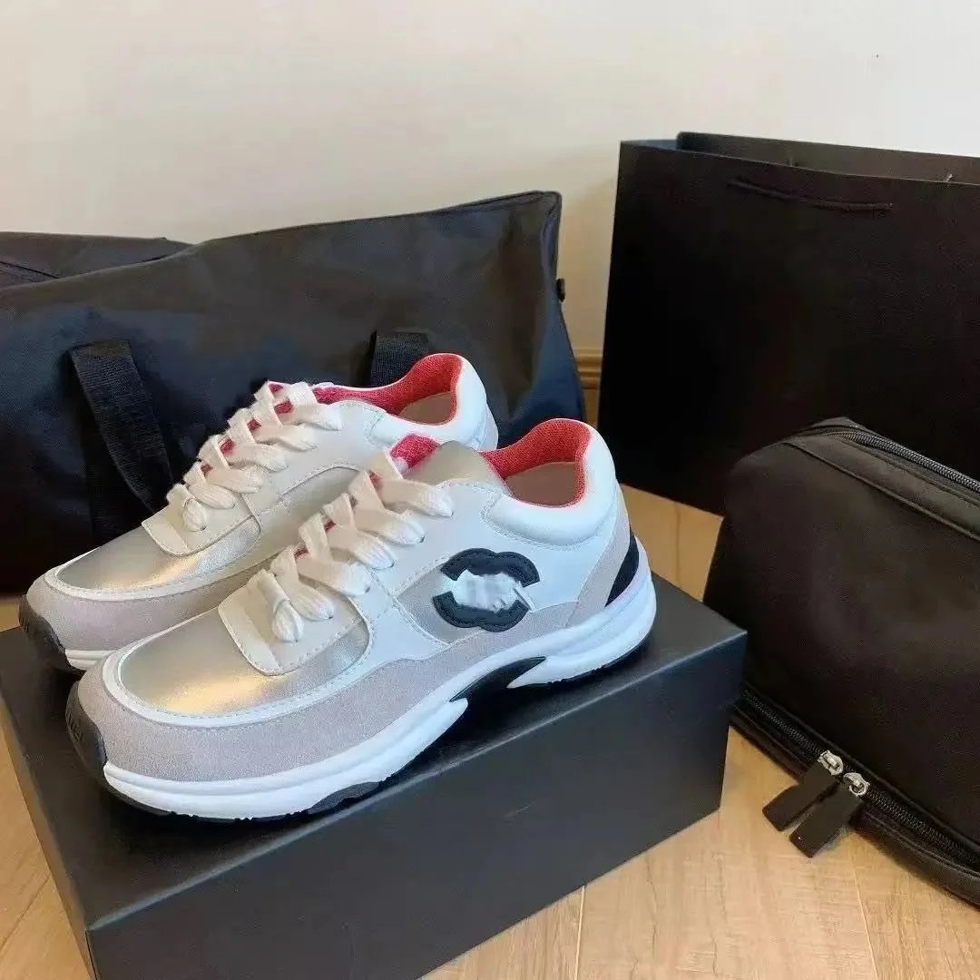 Chanel Sneakers Low-Top Logo-Appliqué Runner — 14