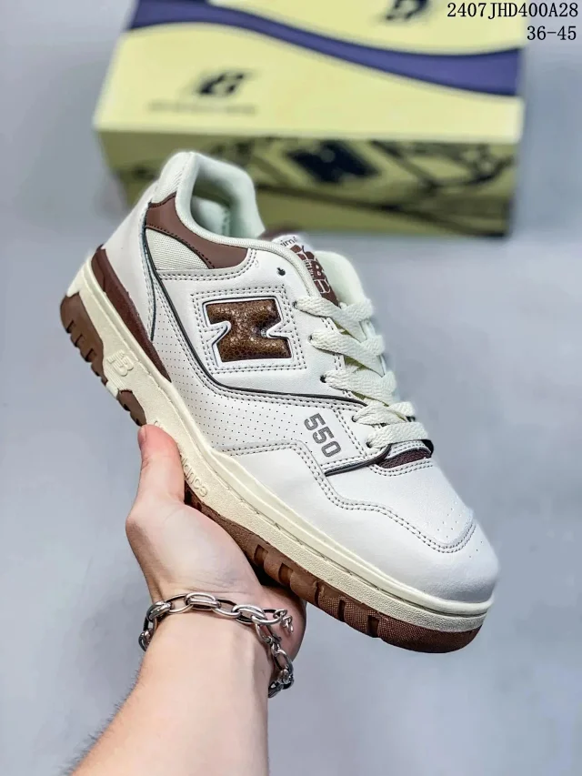 New Balance Sneakers 550 low-top lace-up product detail image 4