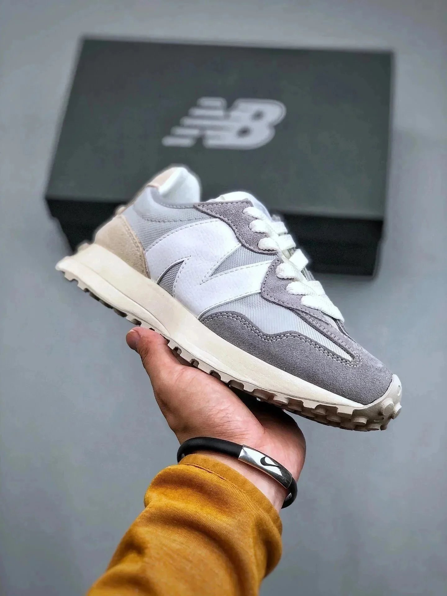 New Balance Sneakers 550 low-top lace-up — 30 gray