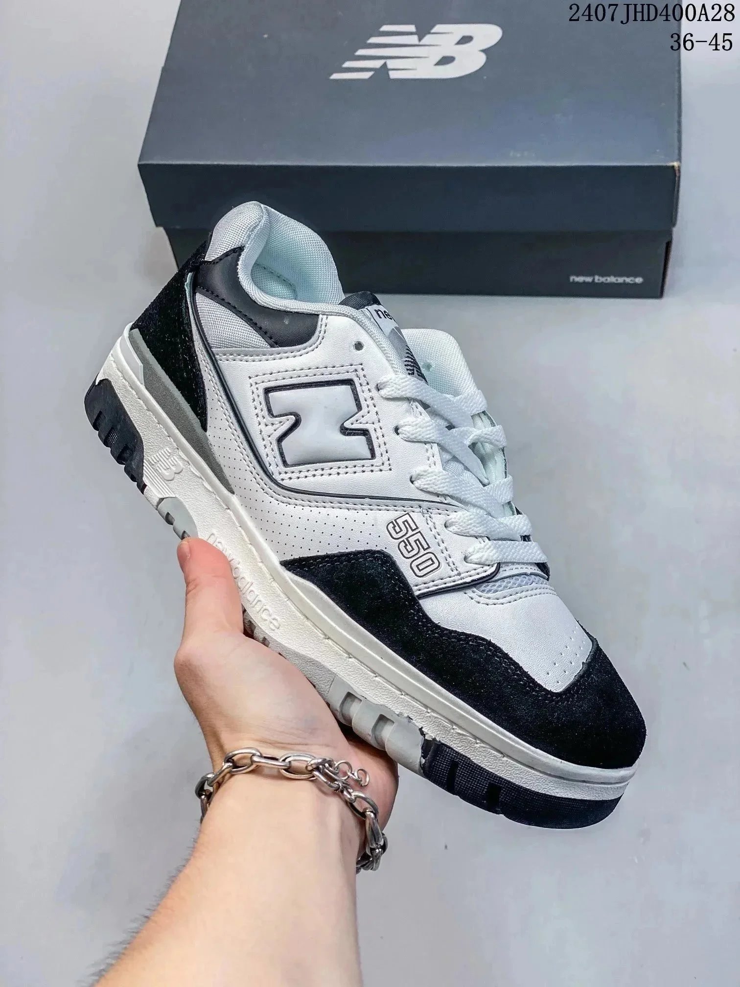 New Balance Sneakers 550 low-top lace-up image 10