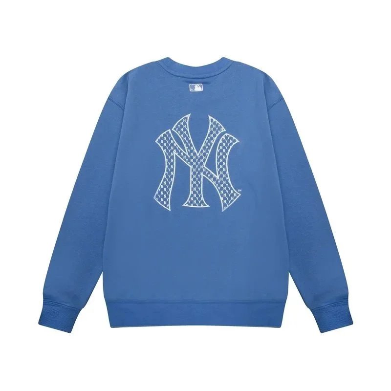 New York Yankees Hoodies & Sweatshirts Crewneck Graphic Sweatshirt image 12