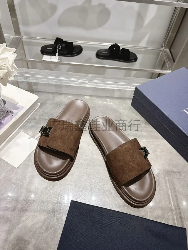 Dior Sandals Two-strap buckle slides product detail image 18