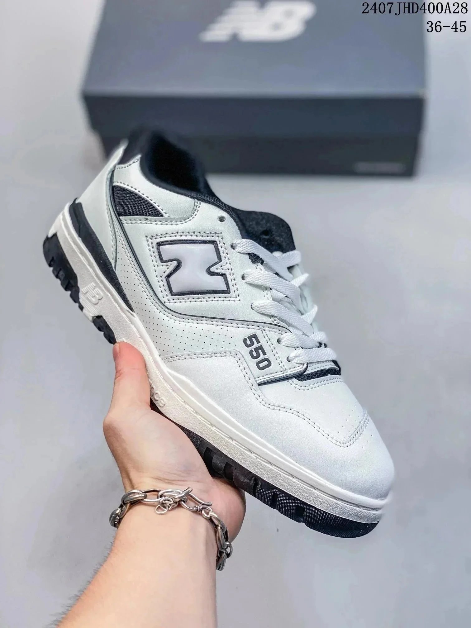 New Balance Sneakers 550 low-top lace-up image 7