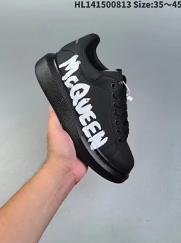 thumbnail for EE12 - Fashionable classic uni** soft-soled bread shoes