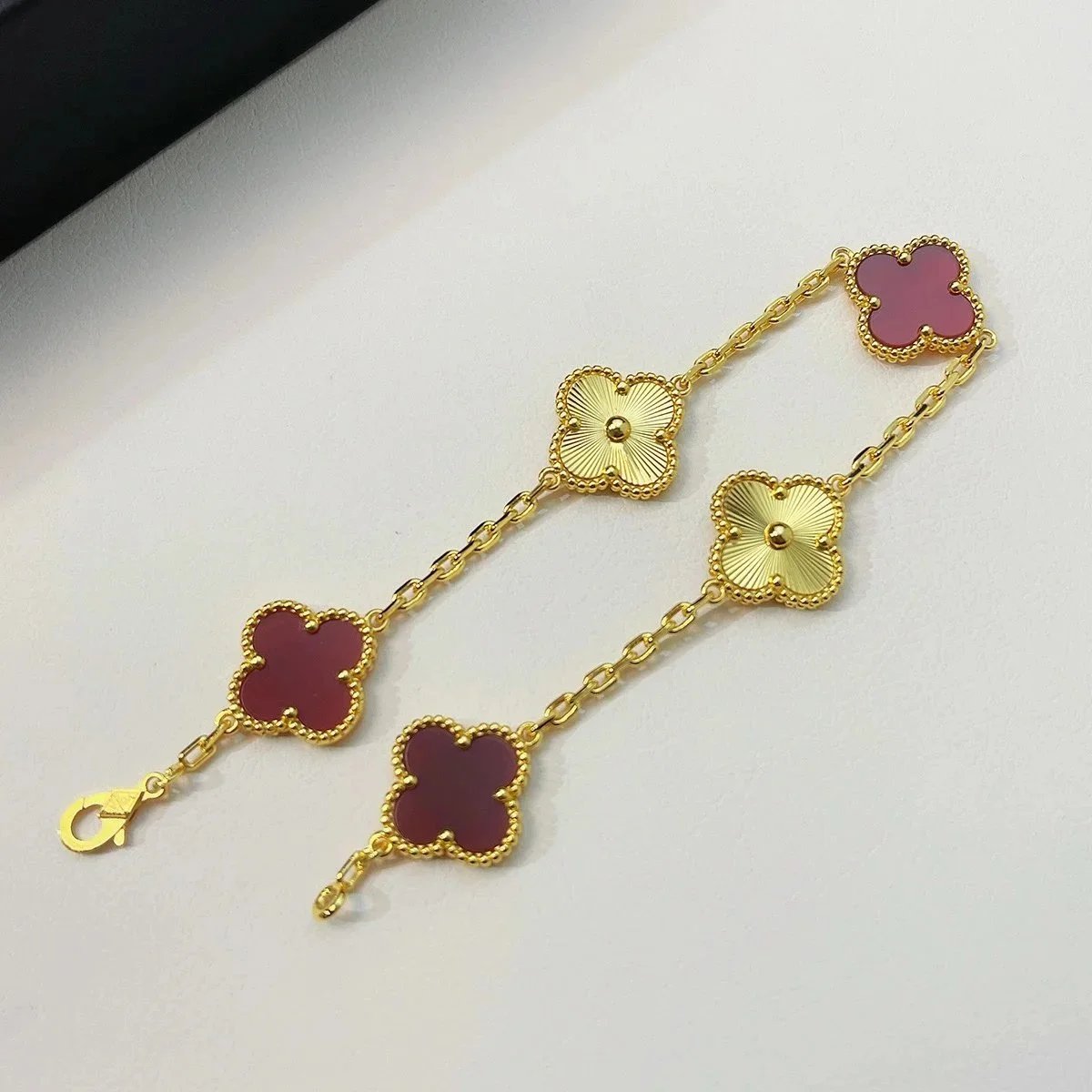 [Laser+Red Onyx] Gold Color
