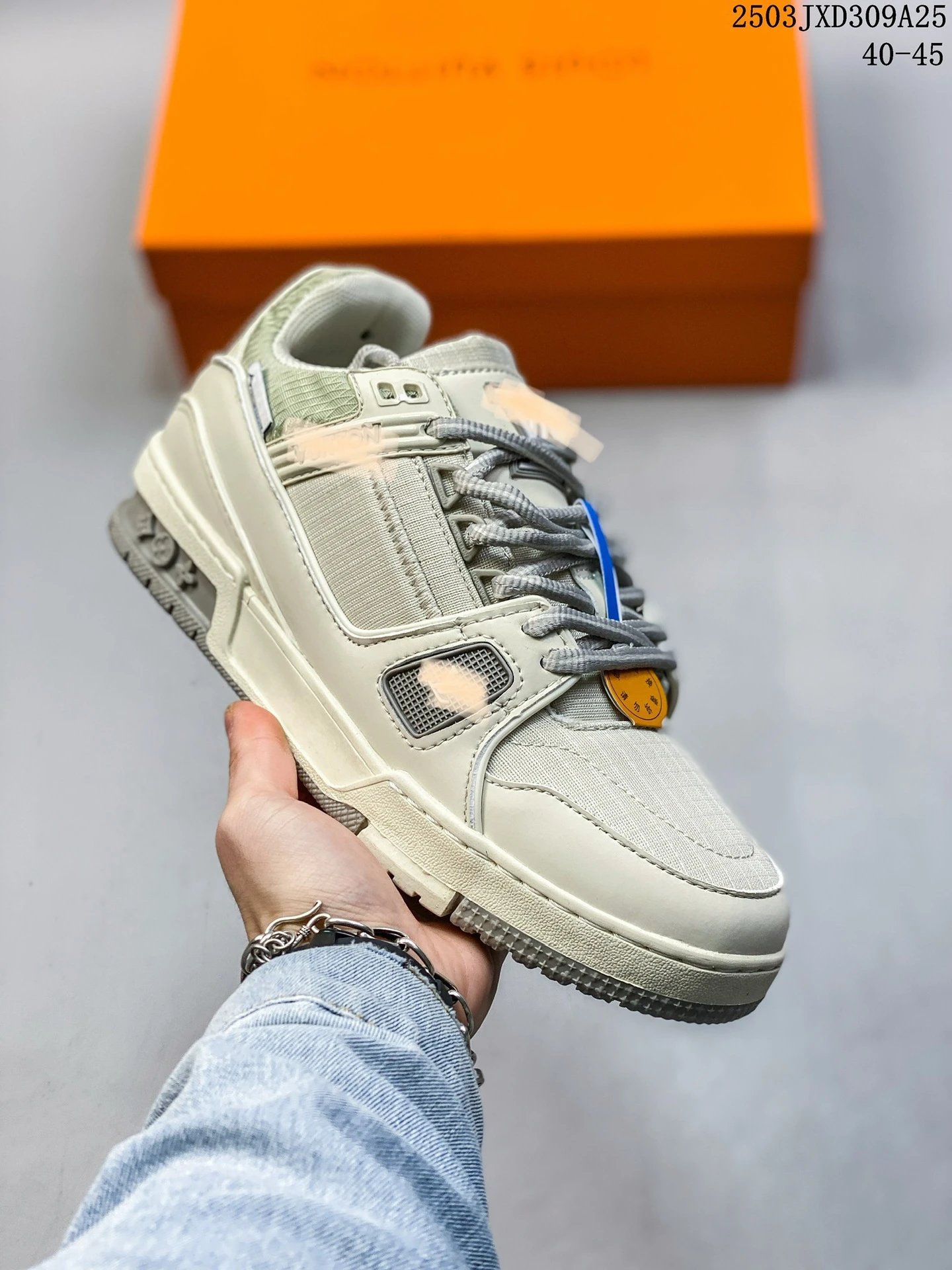 Louis Vuitton Sneakers Trainer Sneaker Low — 12