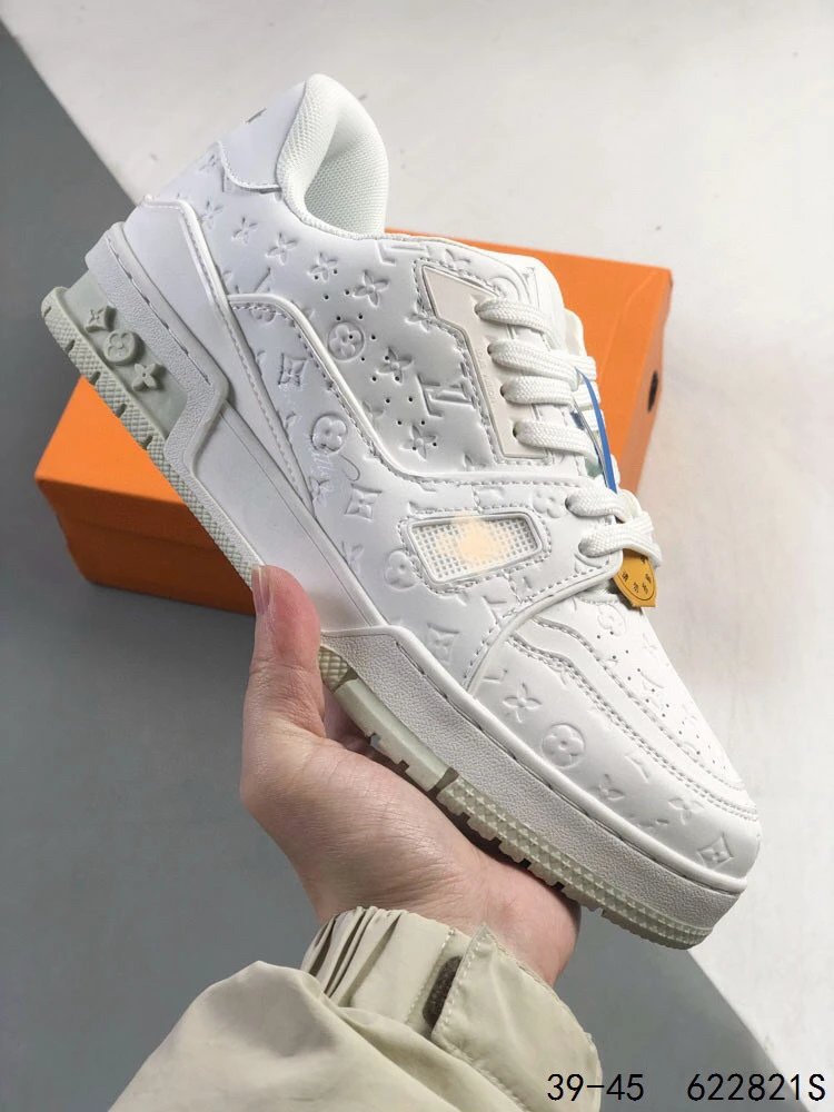 Louis Vuitton Trainer Low Monogram Beige Sneakers - 44