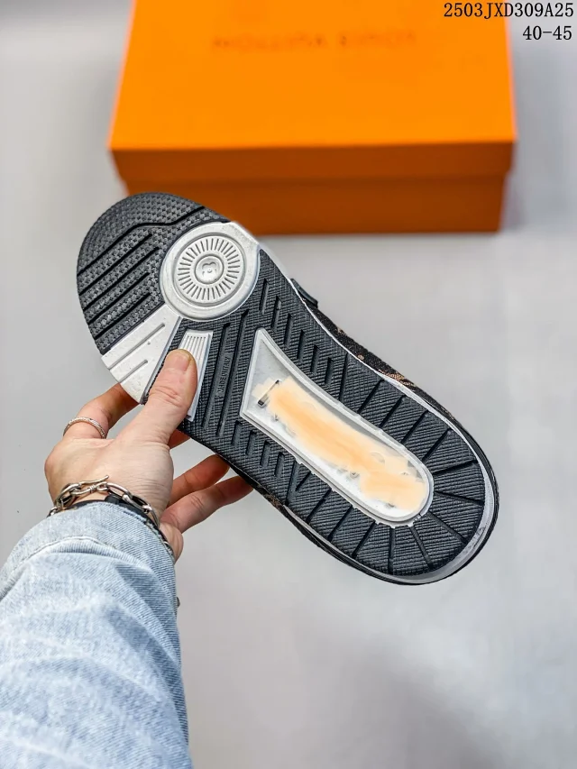 Louis Vuitton Sneakers Trainer Sneaker Low product detail image 18