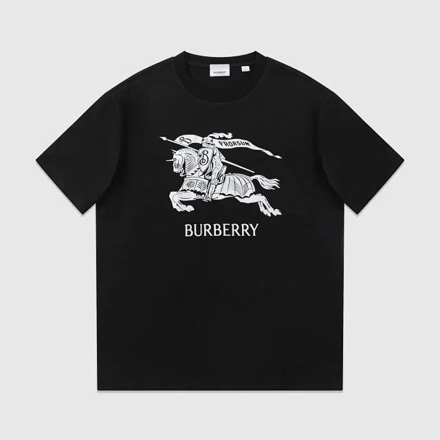 Burberry T-Shirts Logo and Equestrian Knight Graphic product detail image 8