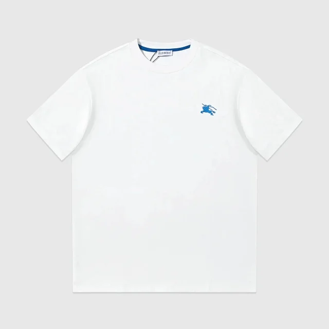 Burberry T-Shirts Logo and Equestrian Knight Graphic product detail image 5