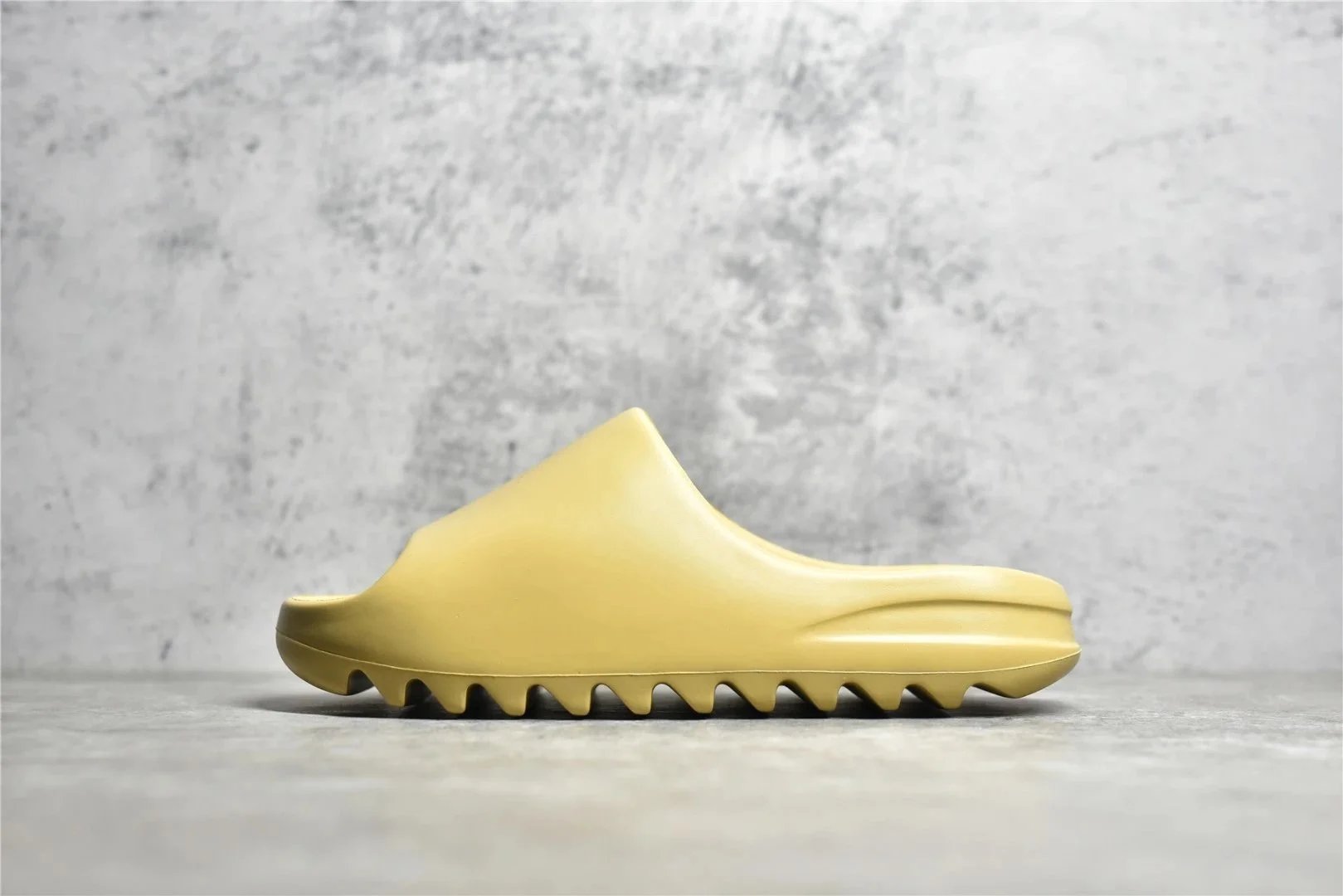 Sand Yellow F6344