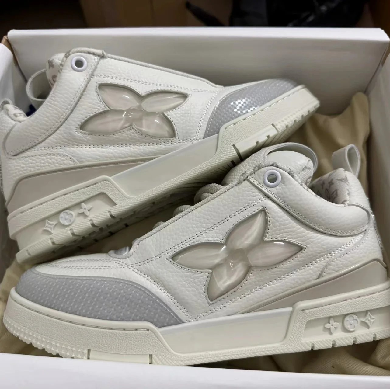 White Light Grey