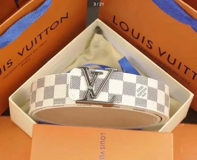 Louis Vuitton Belts LV Initial buckle belt with monogram and checkered patterns product detail image 2