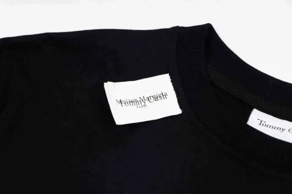 Design NEWVOGUE Graphic Print Black T-Shirt T-Shirts - 33