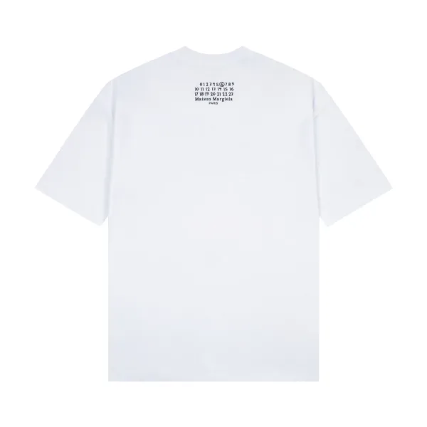 Design NEWVOGUE Graphic Print Black T-Shirt T-Shirts - 39