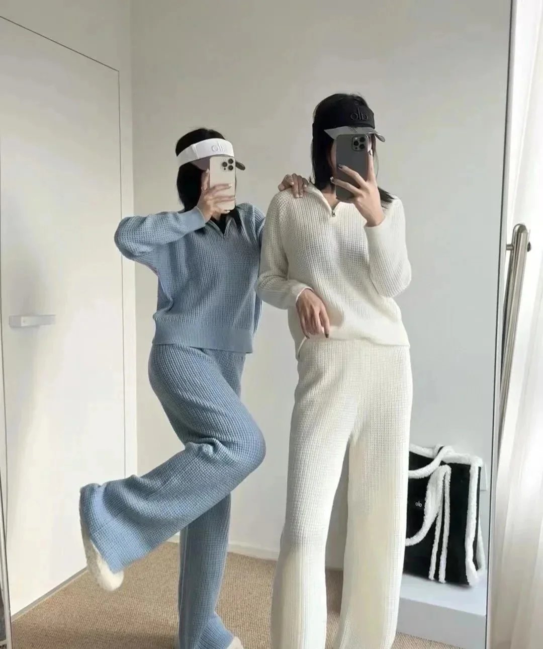 Alo Yoga Waffle Knit Lounge Set Light Blue Casual-Set - 7