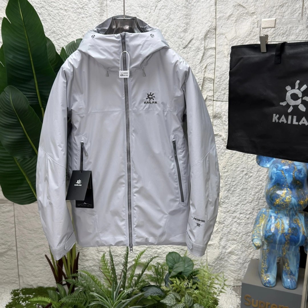 外套如果选中商品有多个颜色请备注一个颜色否则随机发