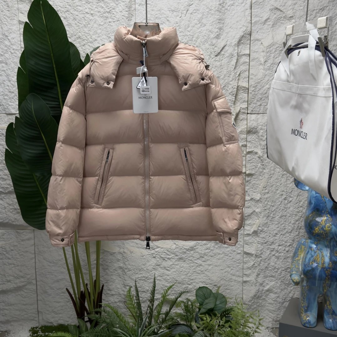 其他如果选中商品有多个颜色请备注一个颜色否则随机发 1