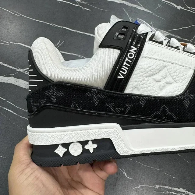Louis Vuitton Sneakers LV Trainer product detail image 7